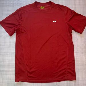 Koppen Men's Red and Burgundy T-shirt